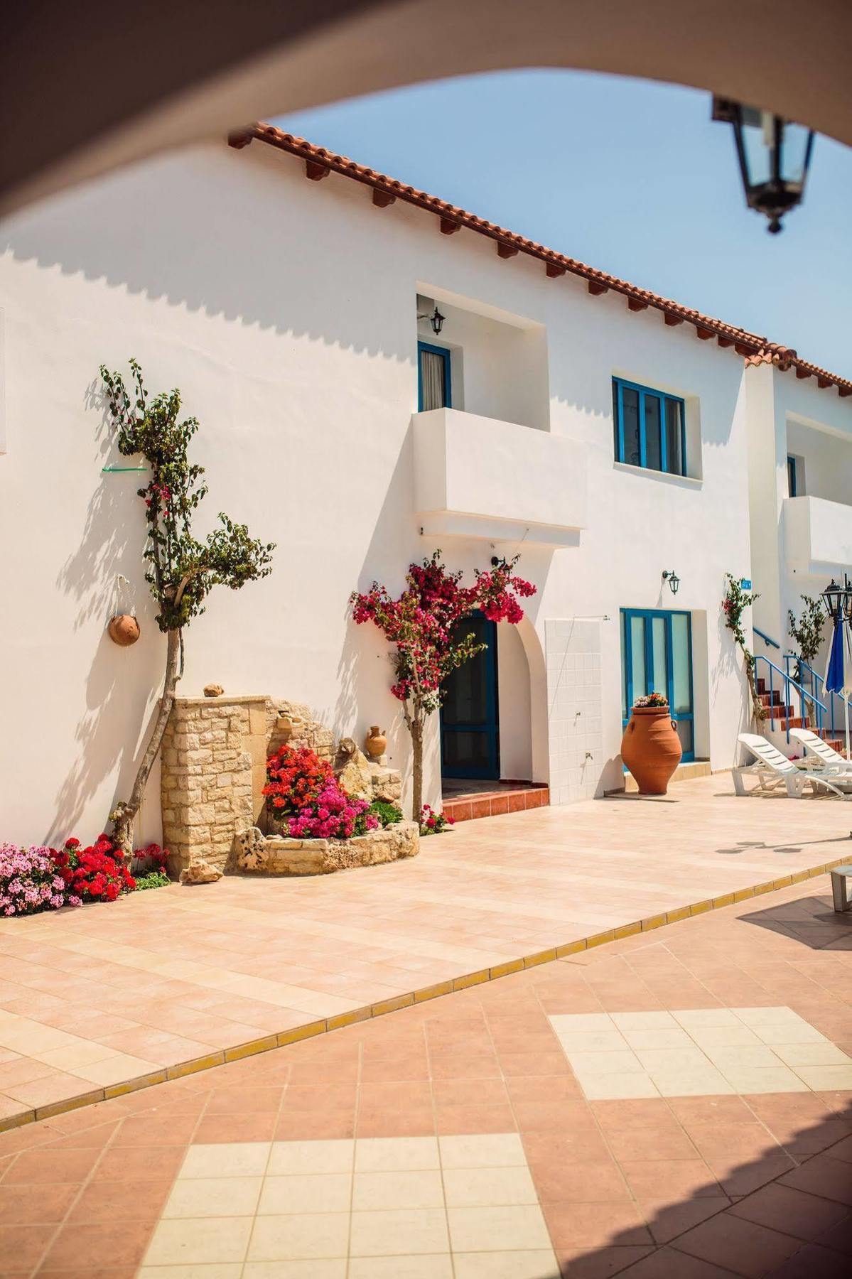 Iliana Apartments Georgioupoli Exterior foto